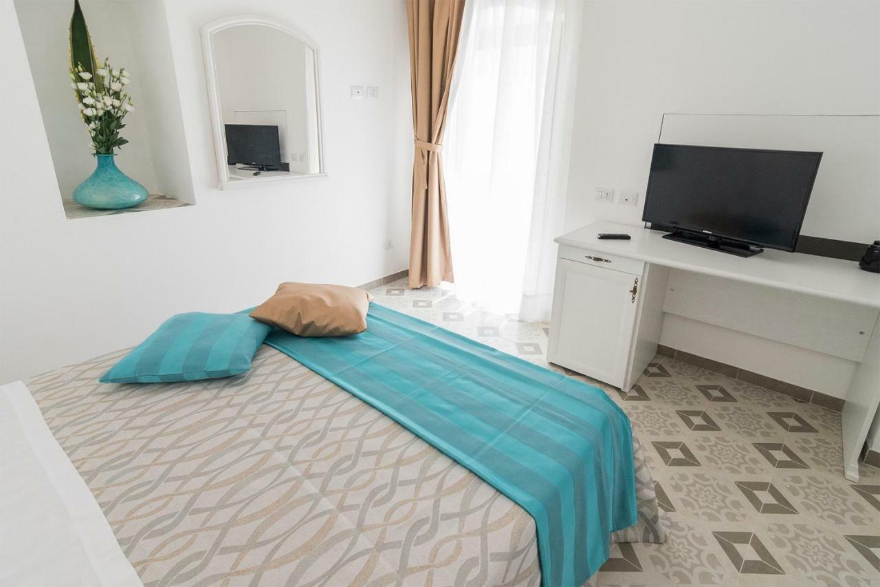 Residenza La Nivera Miglionico Exteriör bild
