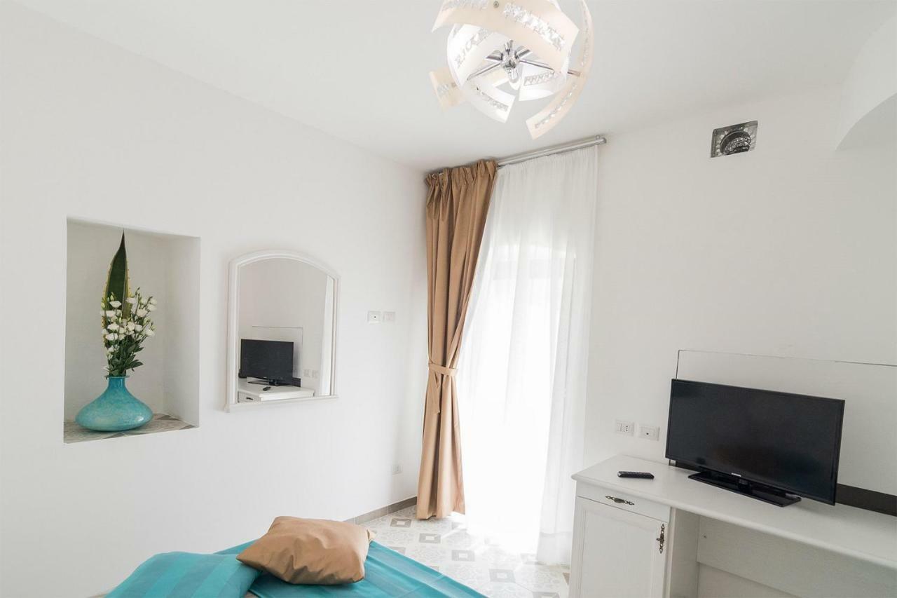 Residenza La Nivera Miglionico Exteriör bild